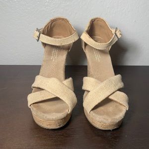 ⚡️TOMS⚡️Size 6.5